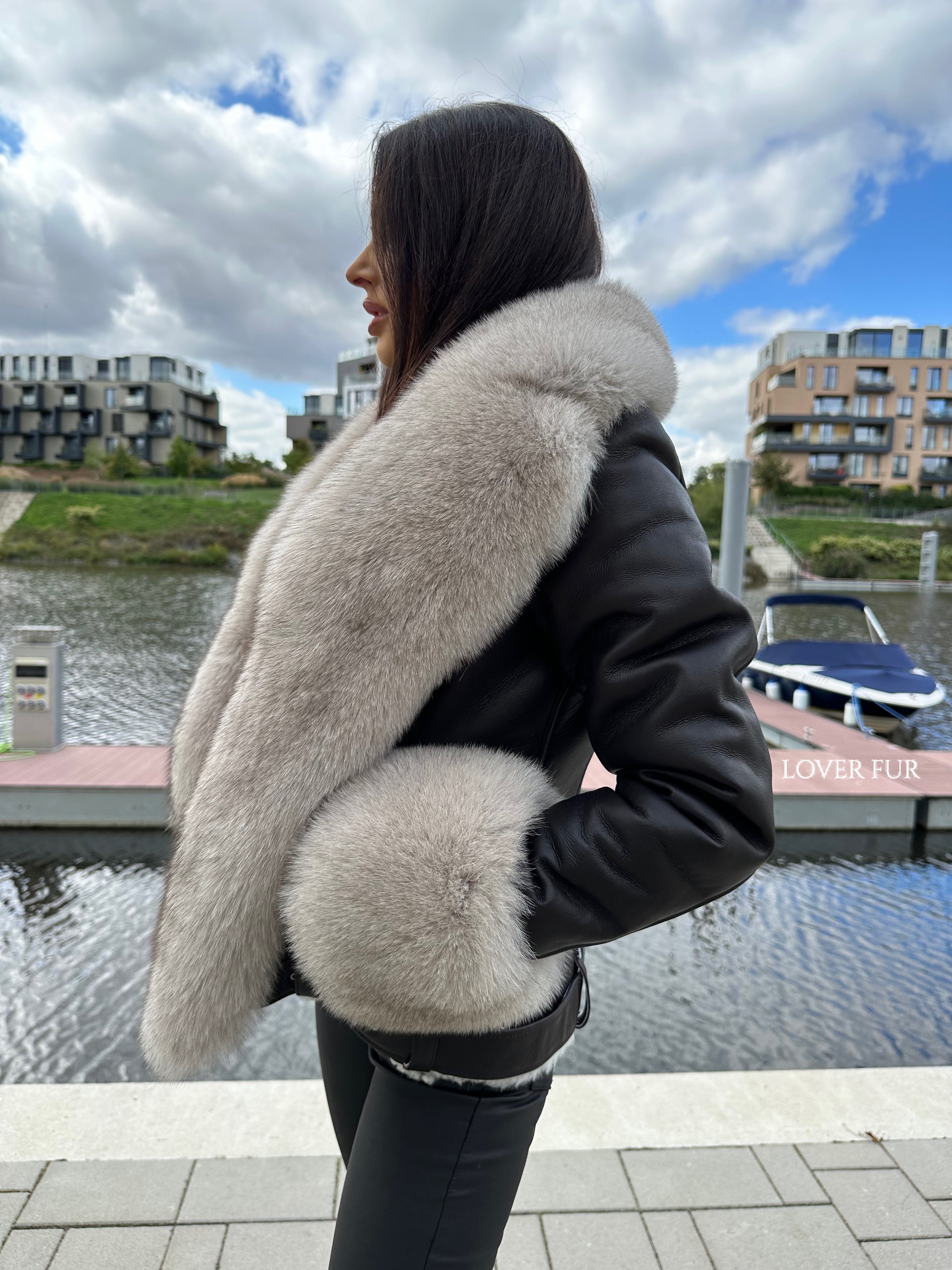 Lambskin leather jacket and fox fur